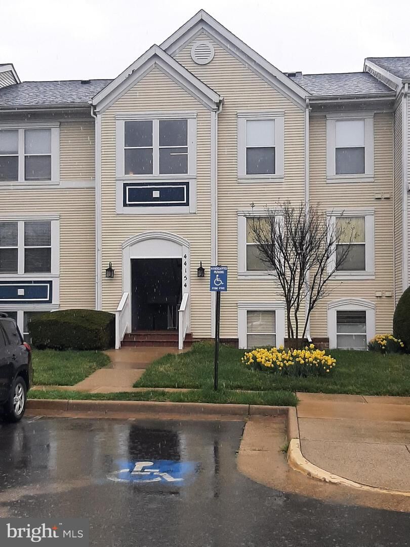 Property Photo:  44154 Natalie Terrace 301  VA 20147 