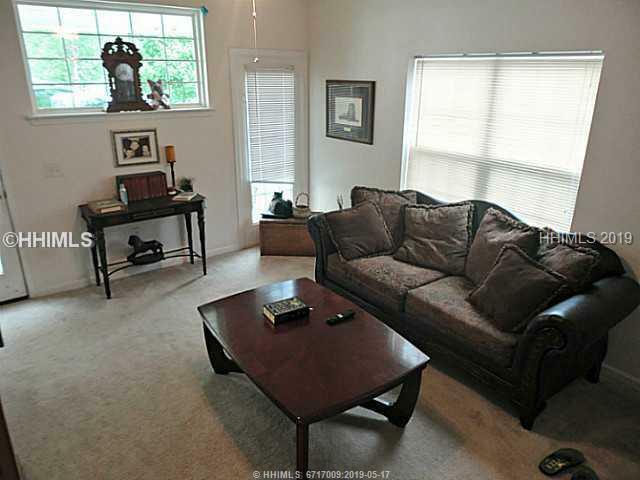 Property Photo:  