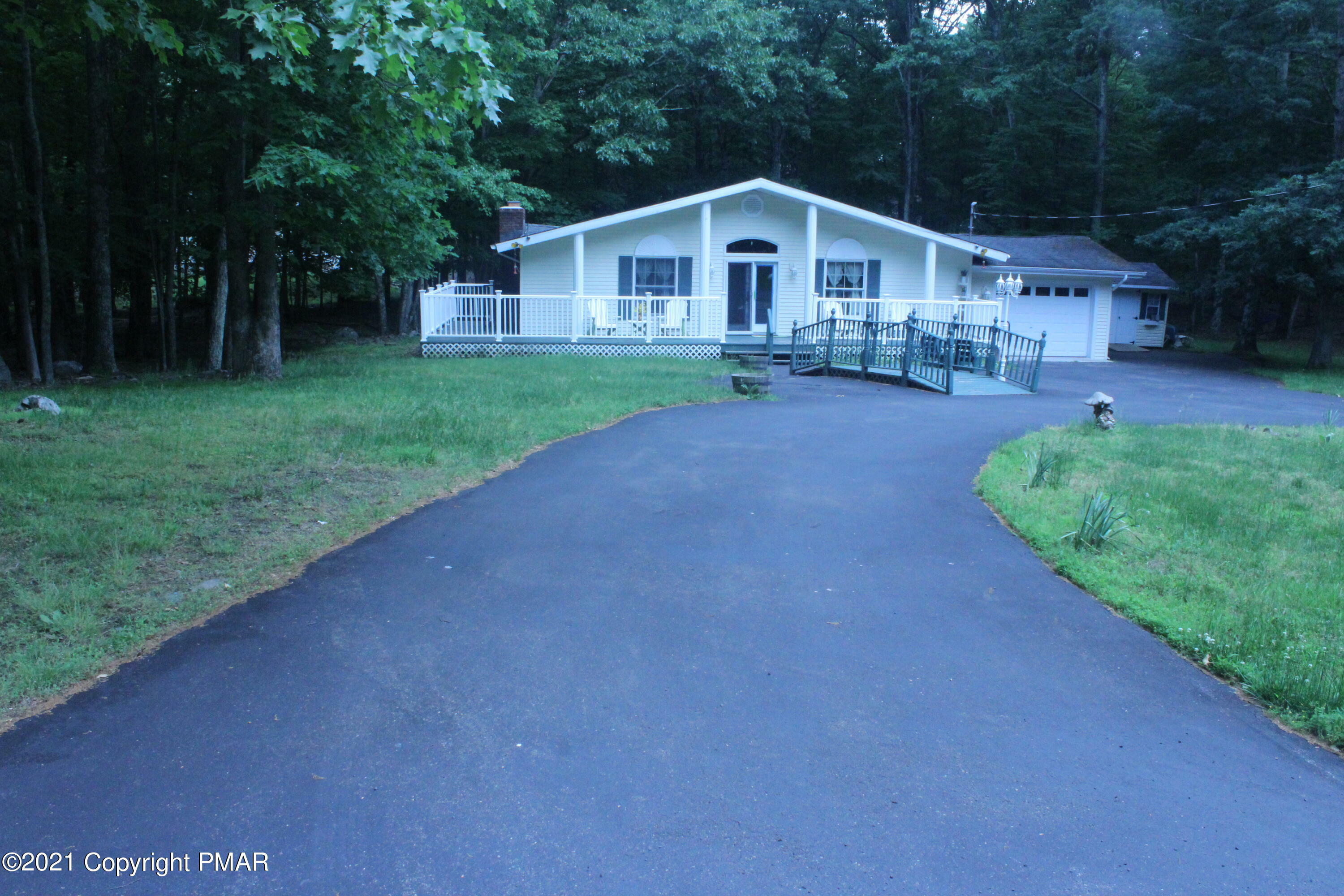 Property Photo:  263 Chipmunk Road  PA 18324 