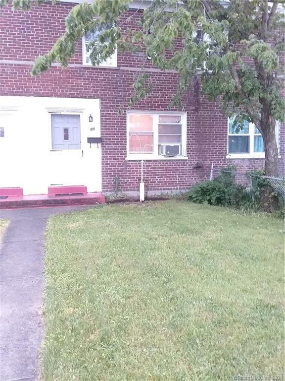 Property Photo: 105 Court D, Bldg-32 CT 06610