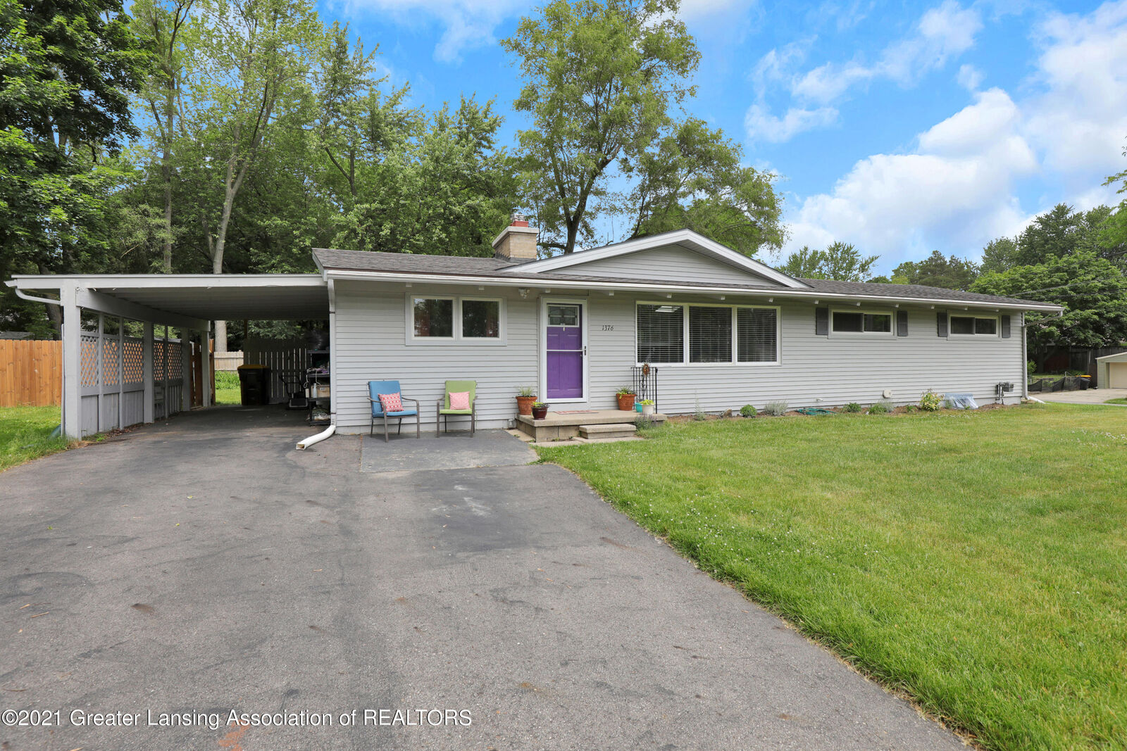 Property Photo:  1376 Biscayne Way  MI 48840 