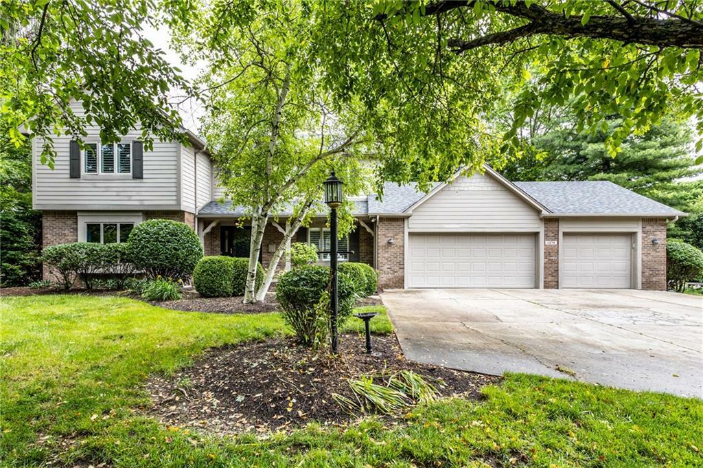 11274 Brentwood Avenue  Zionsville IN 46077 photo