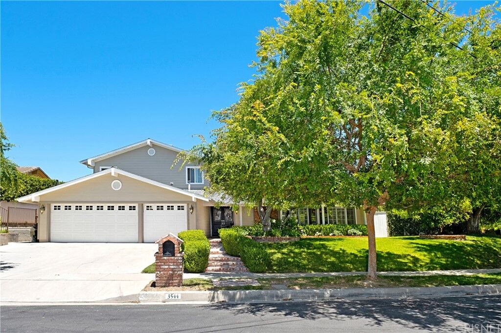 Property Photo:  3544 Ganelon Drive  CA 91302 