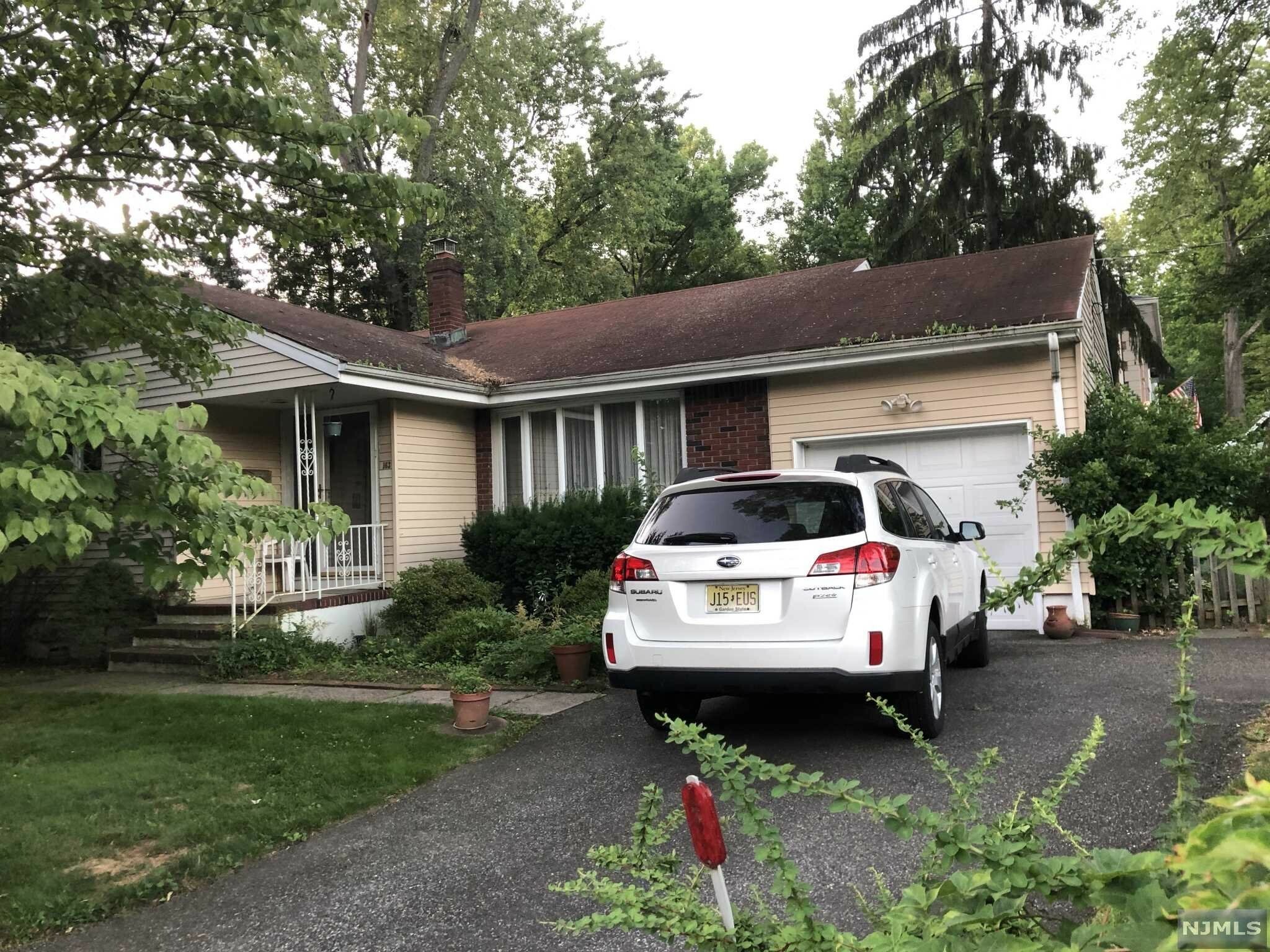 Property Photo:  163 E Madison Avenue  NJ 07626 