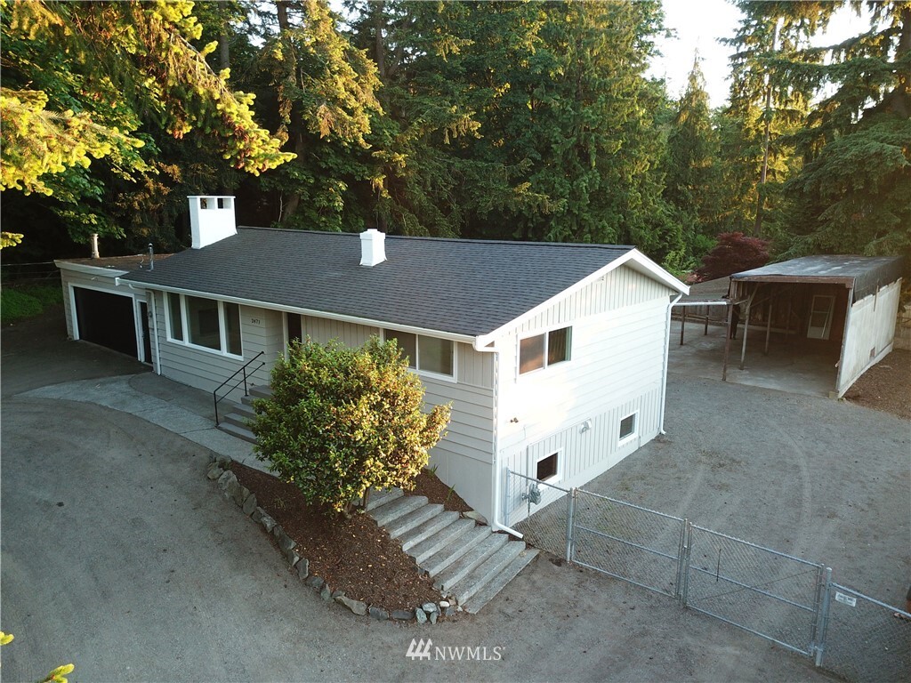 Property Photo: 2471 Yew Street Road WA 98229