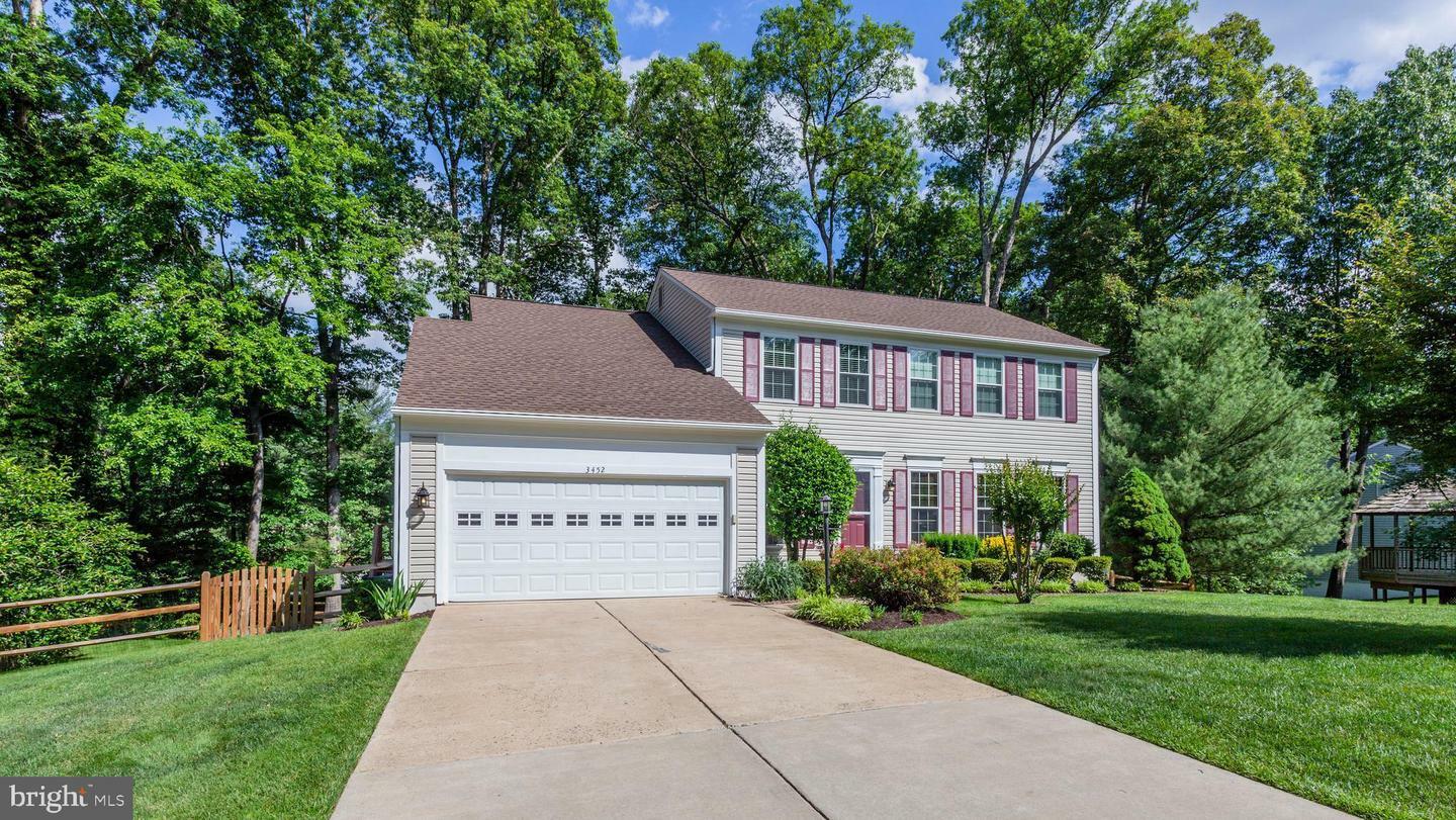 Property Photo: 3452 Wainscott Place VA 22192
