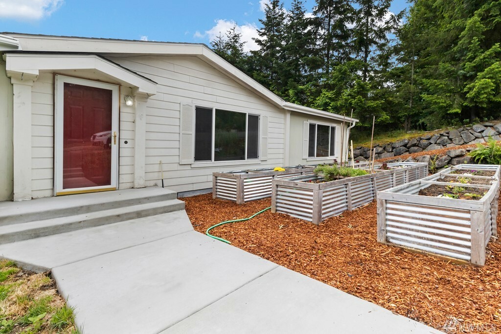 Property Photo:  23530 190th Ave SE  WA 98042 