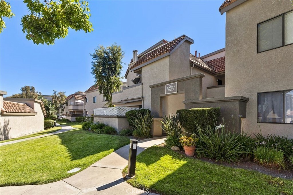 Property Photo:  28101 Montecito 11  CA 92677 