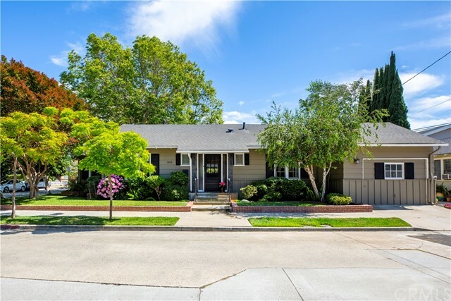 Property Photo:  3838 E Colorado Street  CA 90814 