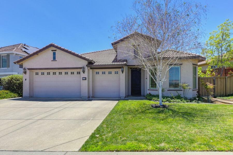 Property Photo:  1893 Caversham Way  CA 95630 