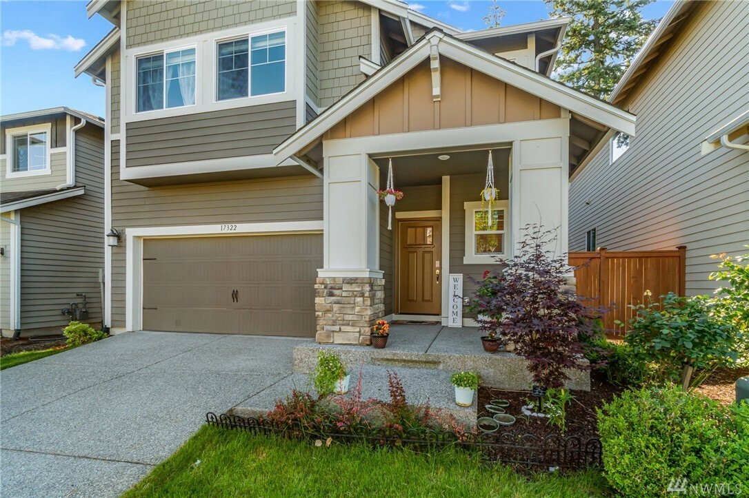 Property Photo:  17322 39th Dr SE  WA 98012 