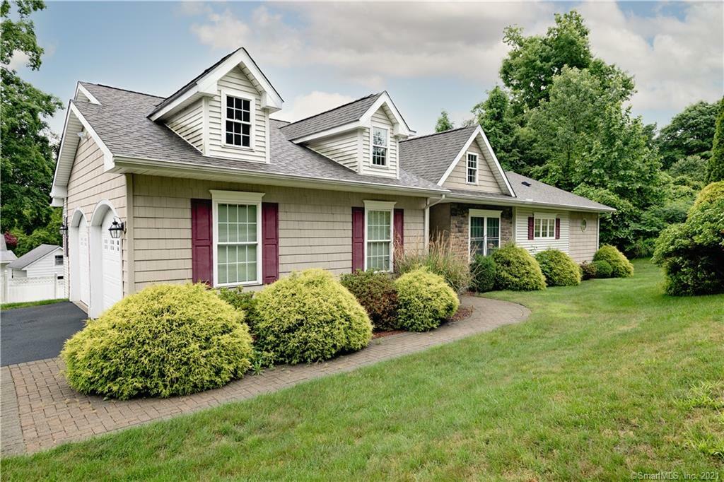 Property Photo:  22 Silver Ridge Lane 22  CT 06770 