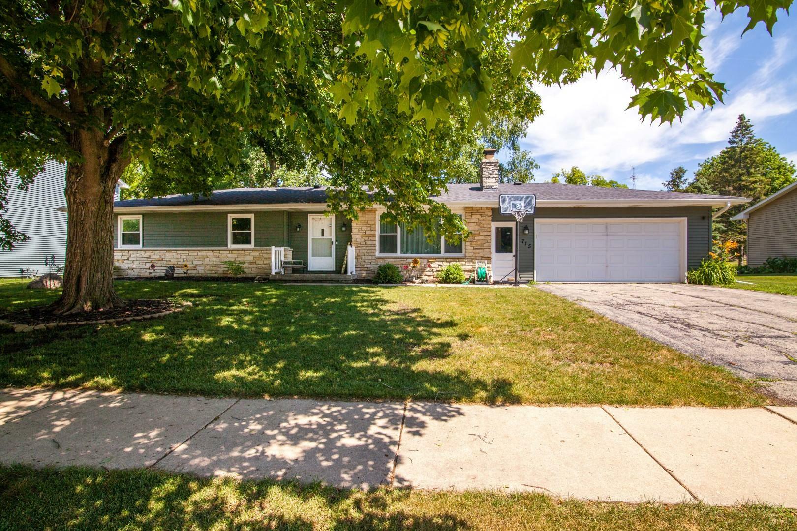 Property Photo: 715 Collins Rd WI 53549