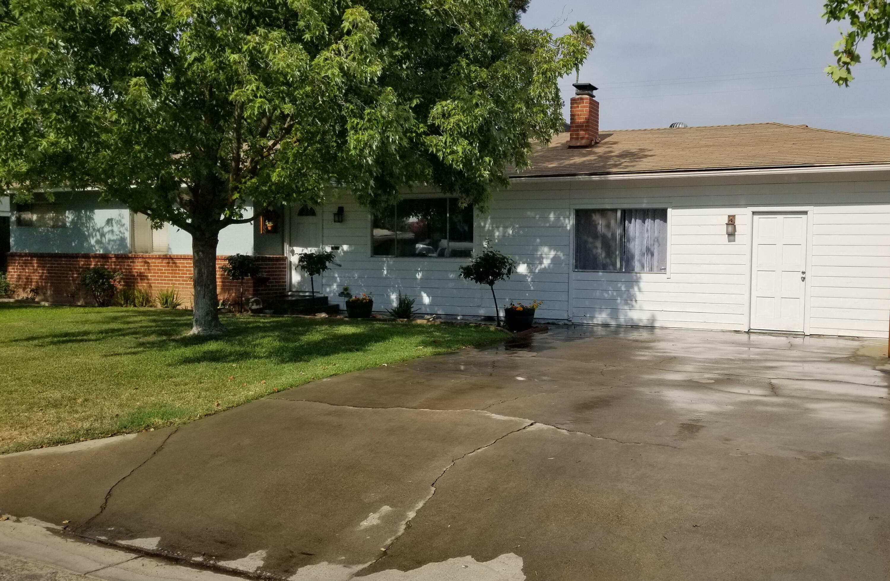 836 Post Street  Sanger CA 93657 photo