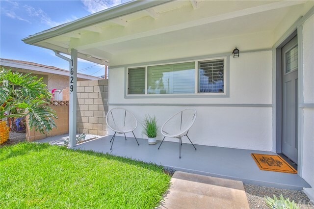 Property Photo:  1629 W Pine Street  CA 92703 