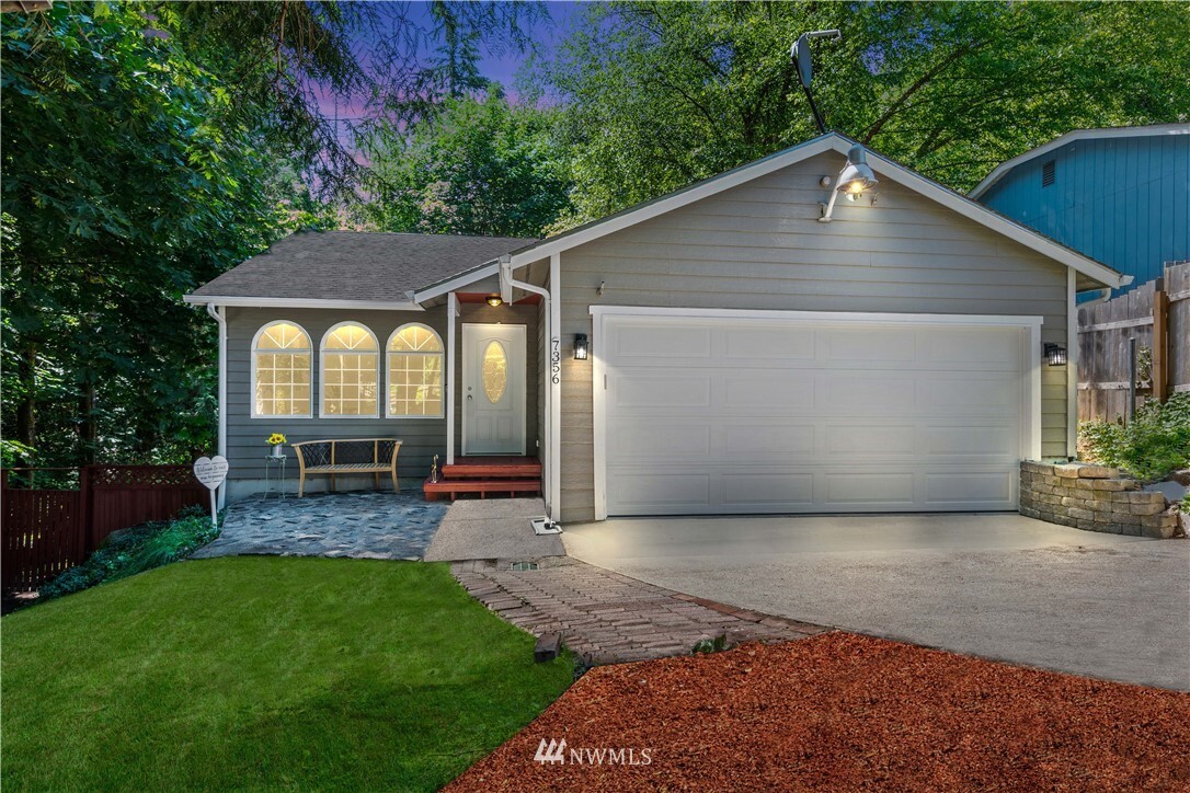 Property Photo:  7356 E Taylor Street  WA 98366 