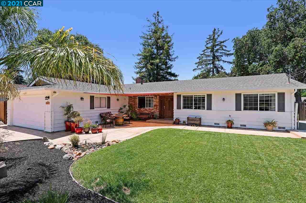 Property Photo:  1217 Kilarney Ln  CA 94598-1518 