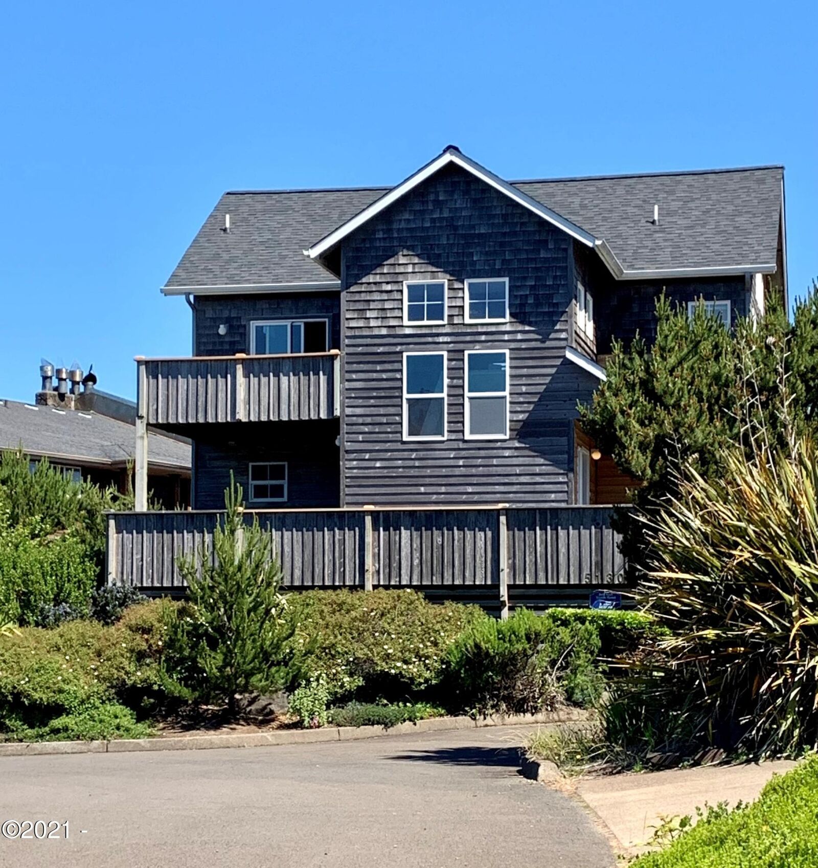 Property Photo: 5130 Pelican Lane OR 97341