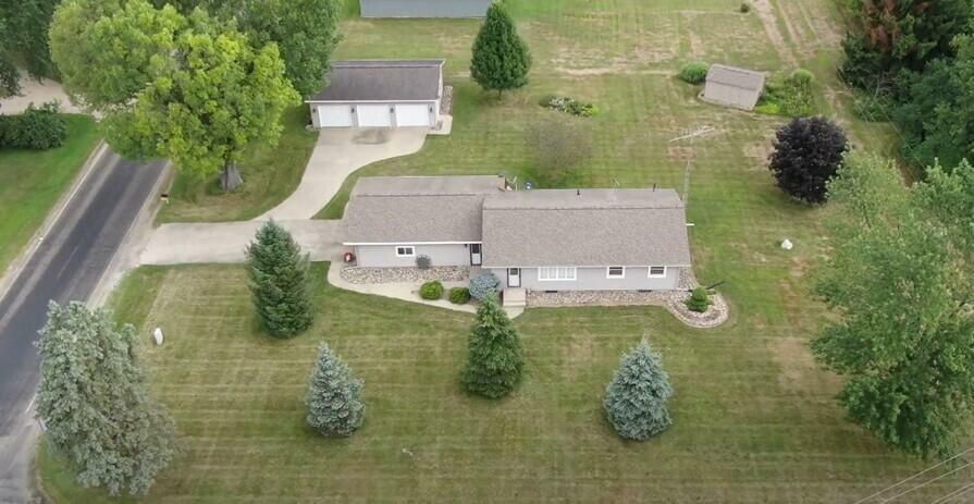 52977 Pulver Road  Three Rivers MI 49093 photo