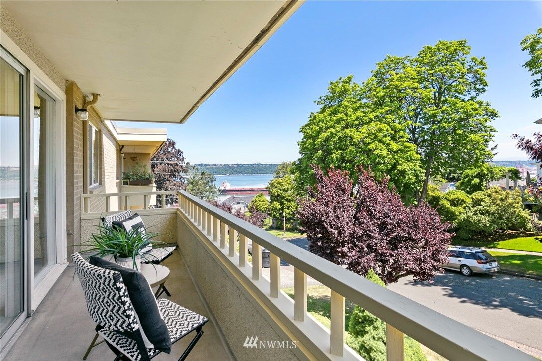 Property Photo:  501 N D Street 11  WA 98403 