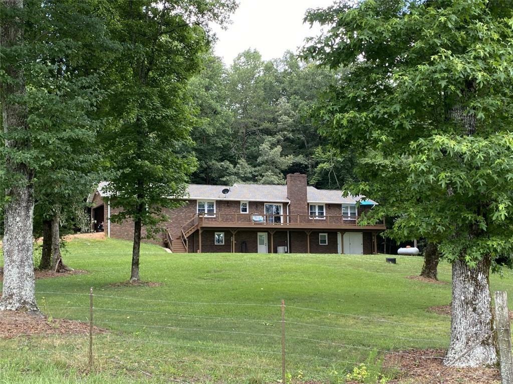 Property Photo:  401 Prater'S Creek Road  SC 29671 