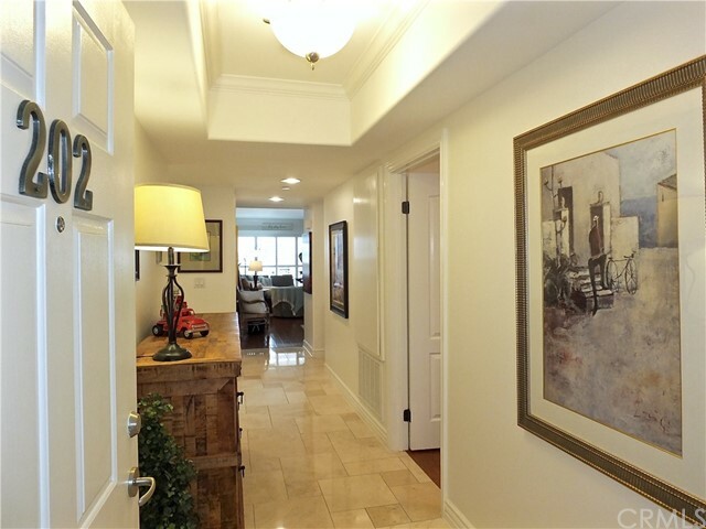 Property Photo: 1000 E Ocean Boulevard 202 CA 90802