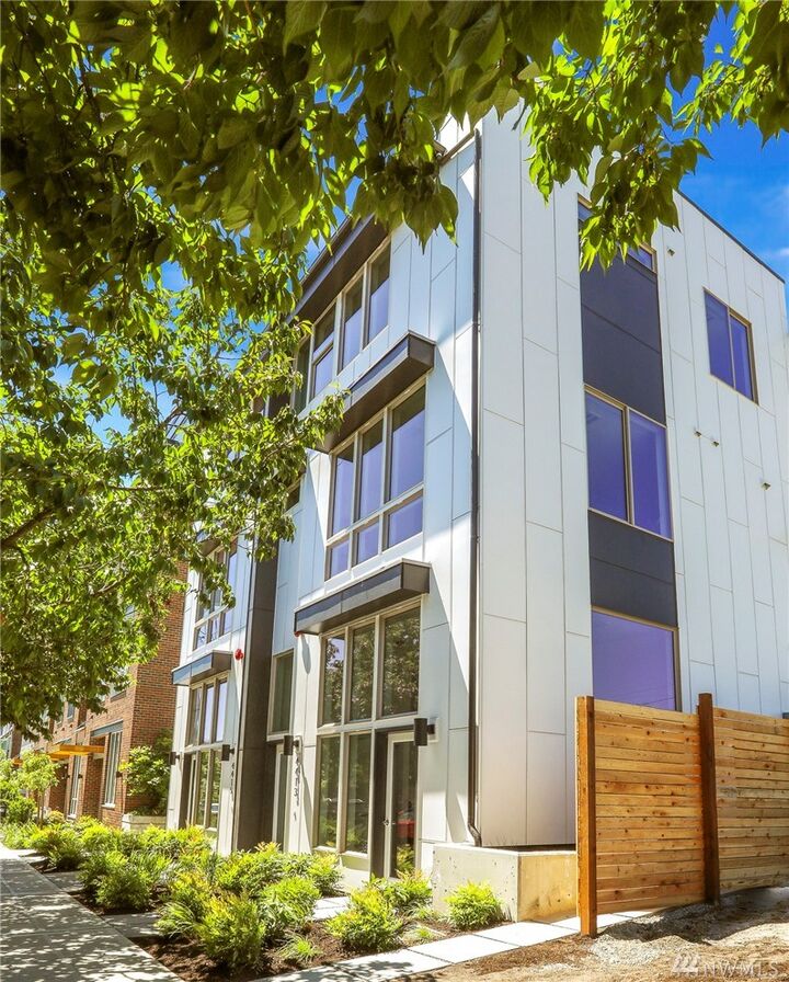 Property Photo:  4415 42nd Ave SW  WA 98116 