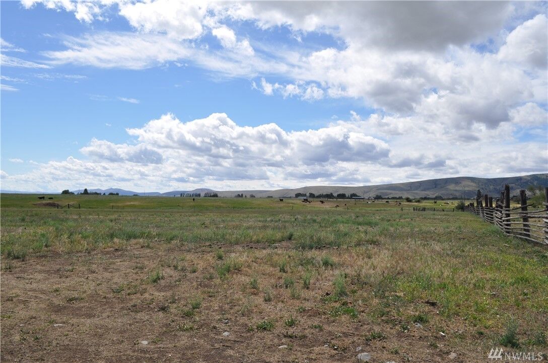 Property Photo:  9 A High Valley Dr  WA 98926 