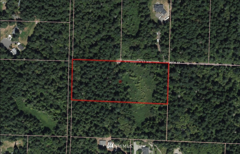 Property Photo: 6206 90th Street NW WA 98332