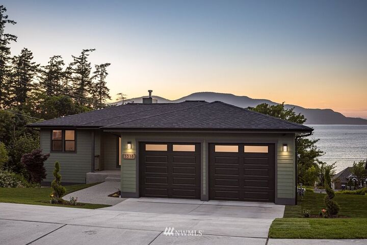 Property Photo:  3518 W 2nd Street  WA 98221 