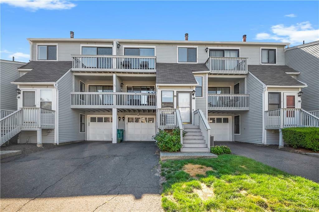Property Photo: 730 Robert Frost Drive 730 CT 06405