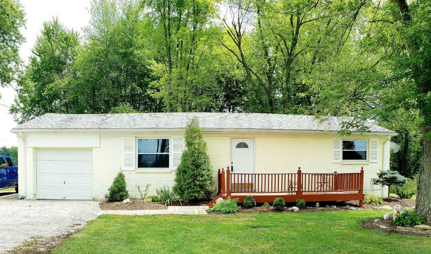 Property Photo:  214 Holly Ln  OH 45106 