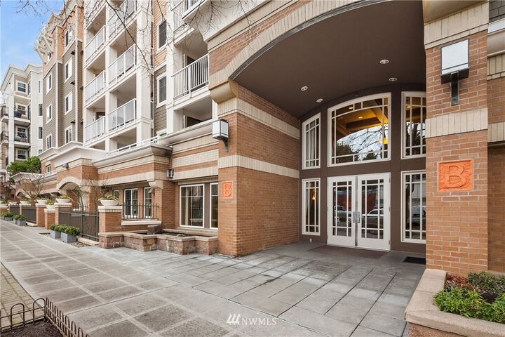 Property Photo:  1545 NW 57th Street 602  WA 98107 