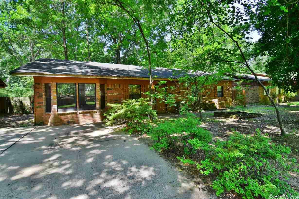 Property Photo: 1497 Manor Street AR 72034
