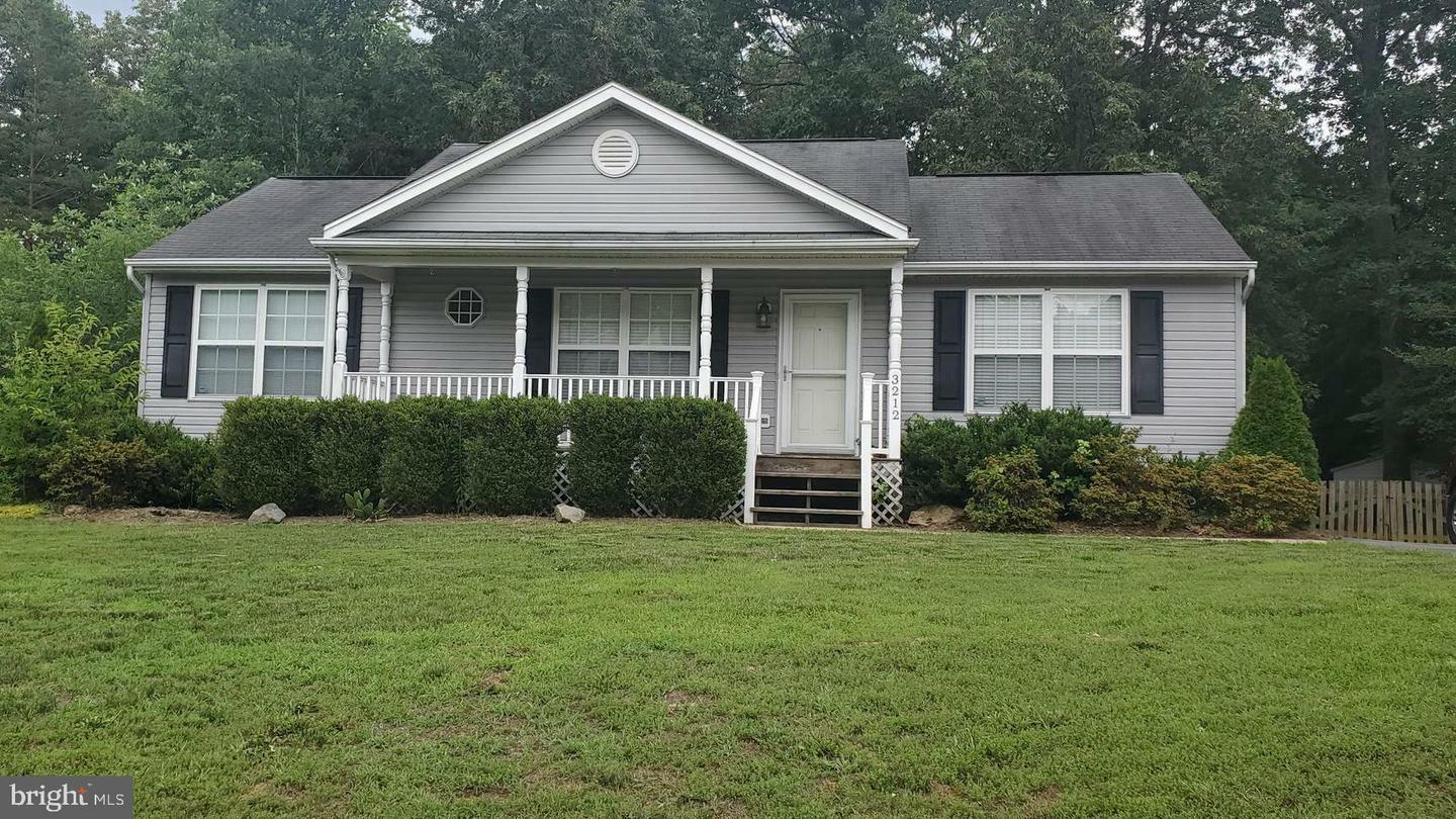 Property Photo:  3212 Lancaster Ring Road  VA 22408 