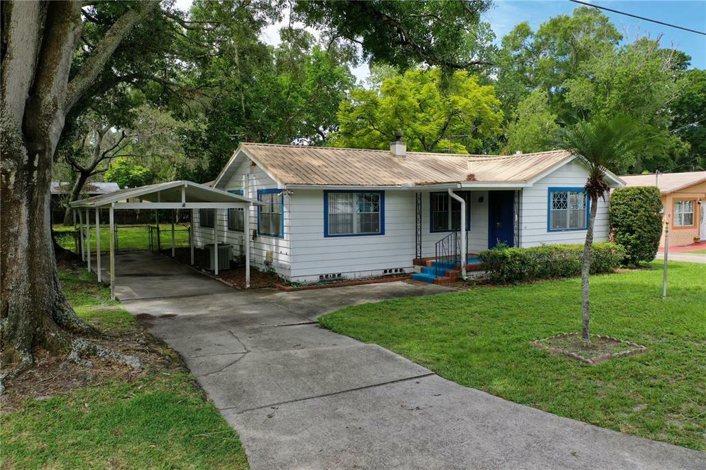 Property Photo:  1908 W Fern Street  FL 33604 