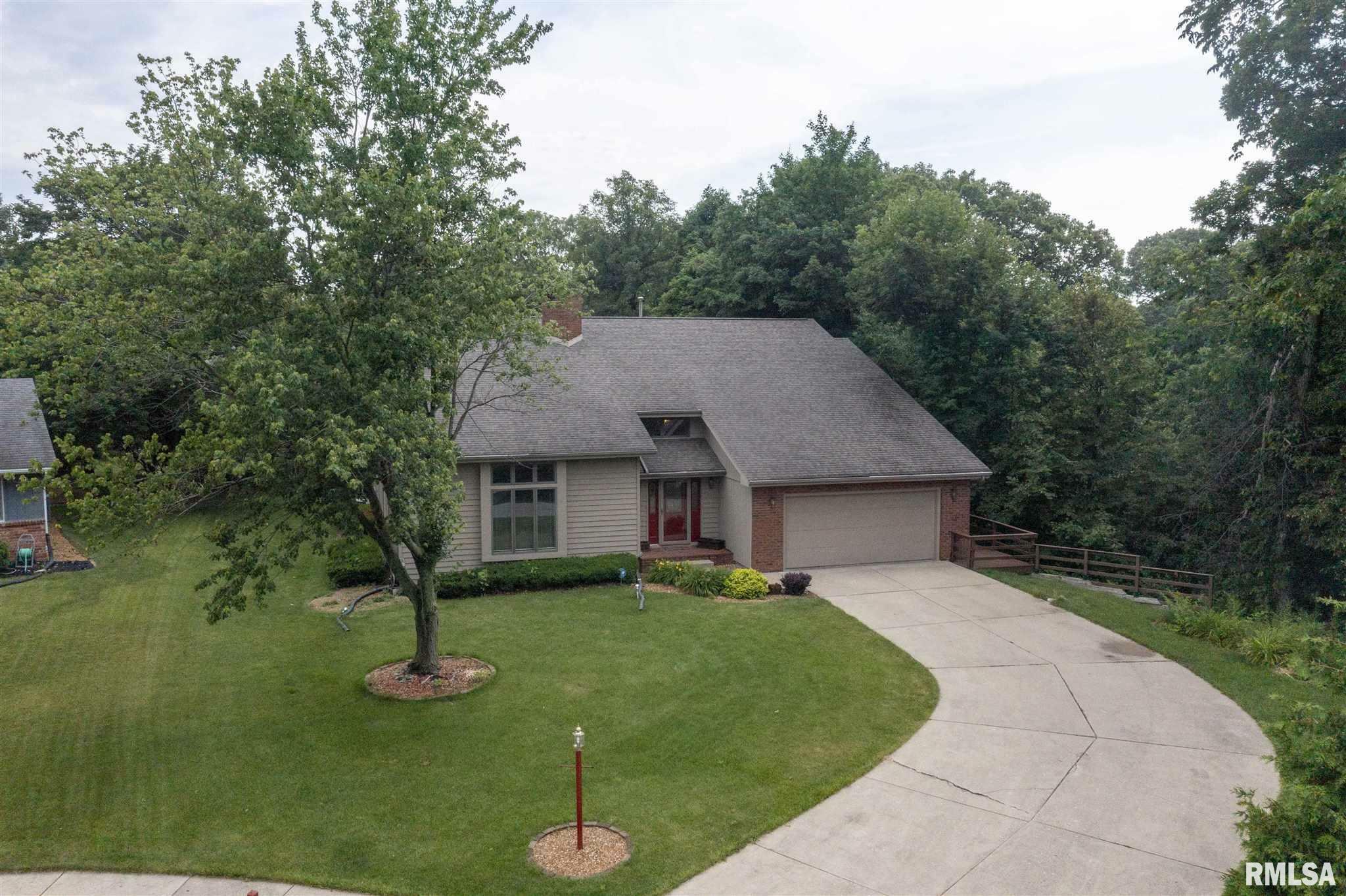 Property Photo:  912 W Baybrook  IL 61615 