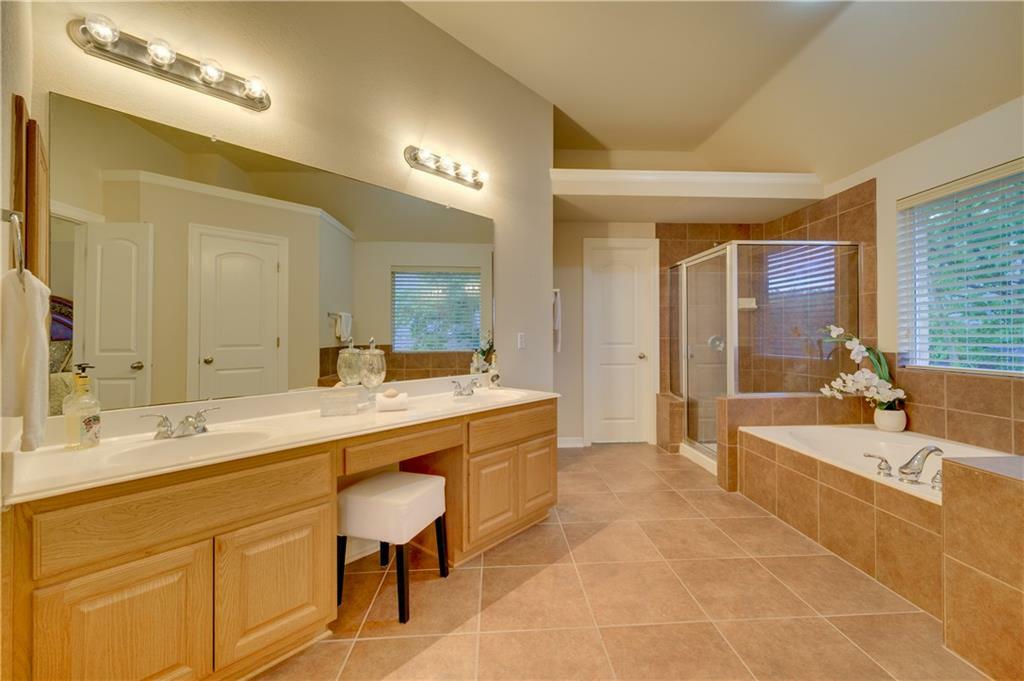 Property Photo: 12533 Belcara Place TX 78732