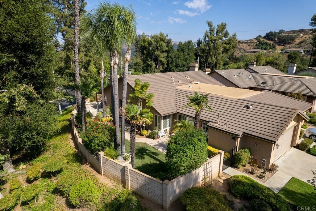 Property Photo:  4159 Serranos Court  CA 92028 