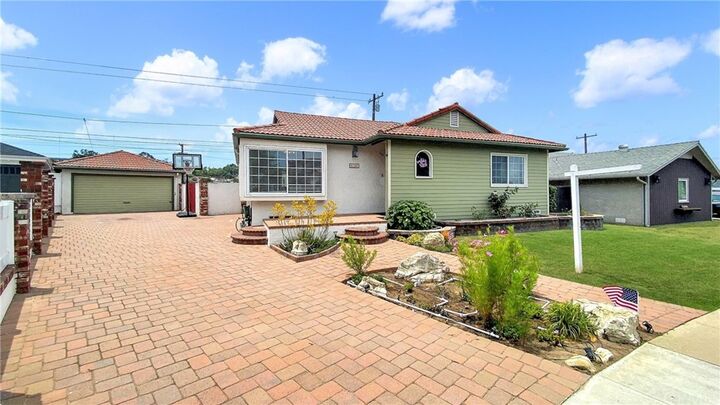 Property Photo: 21821 Paul Avenue CA 90503