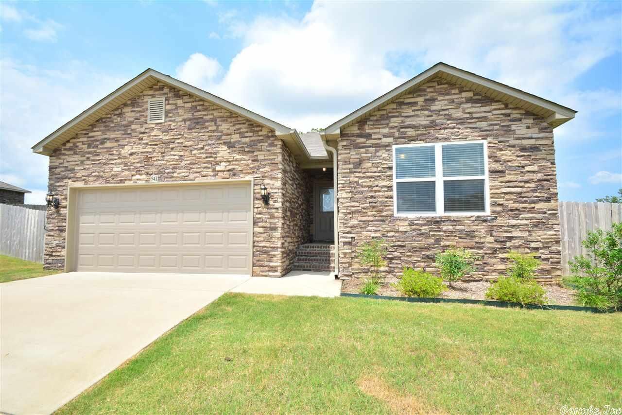 Property Photo: 941 Pinehurst Loop AR 72023