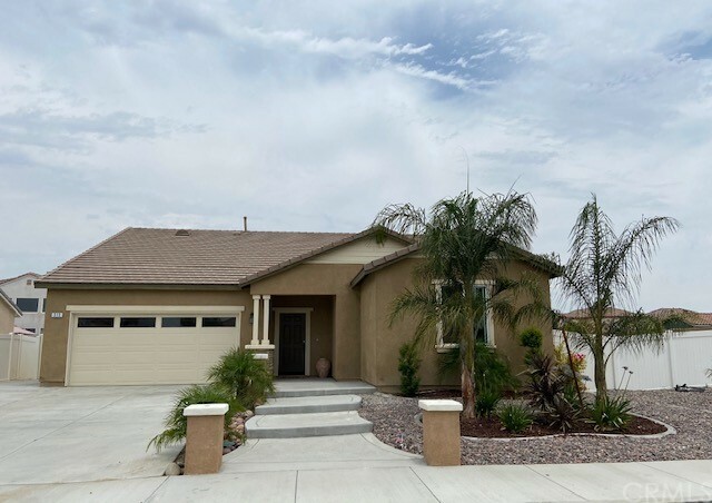 Property Photo:  313 Starling Way  CA 92582 