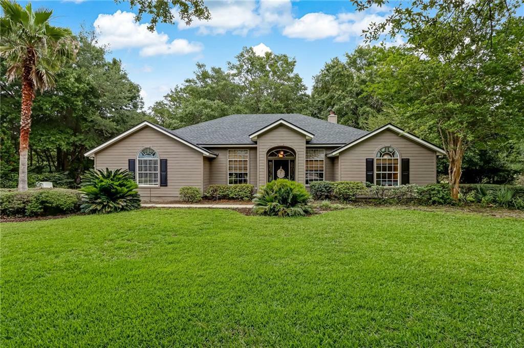 Property Photo:  96001 Sweetbriar Lane  FL 32097 