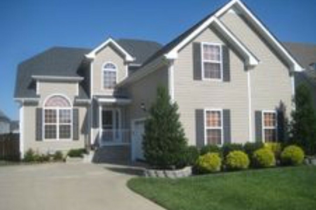 Property Photo:  3762 Nadia Ct  TN 37040 