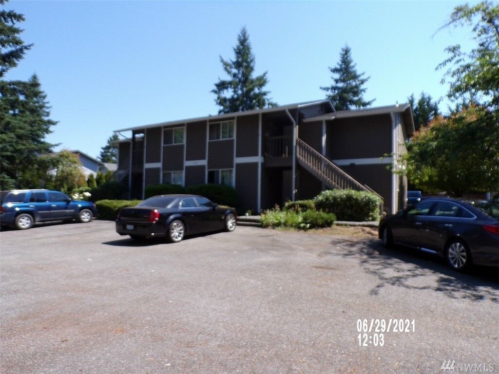 Property Photo: 9117 Meridian Place NE WA 98258