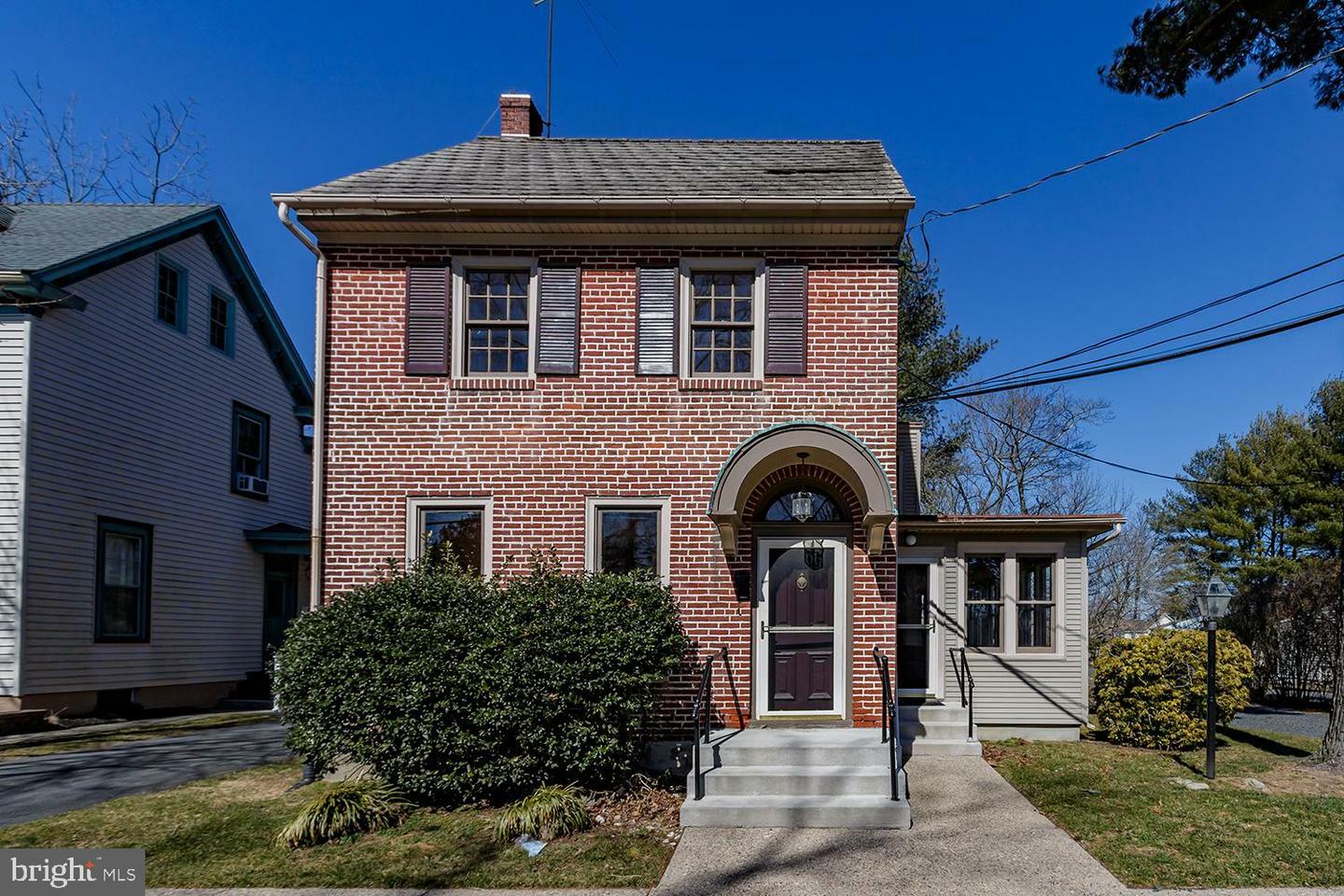 Property Photo:  39 Union Street  NJ 08055 