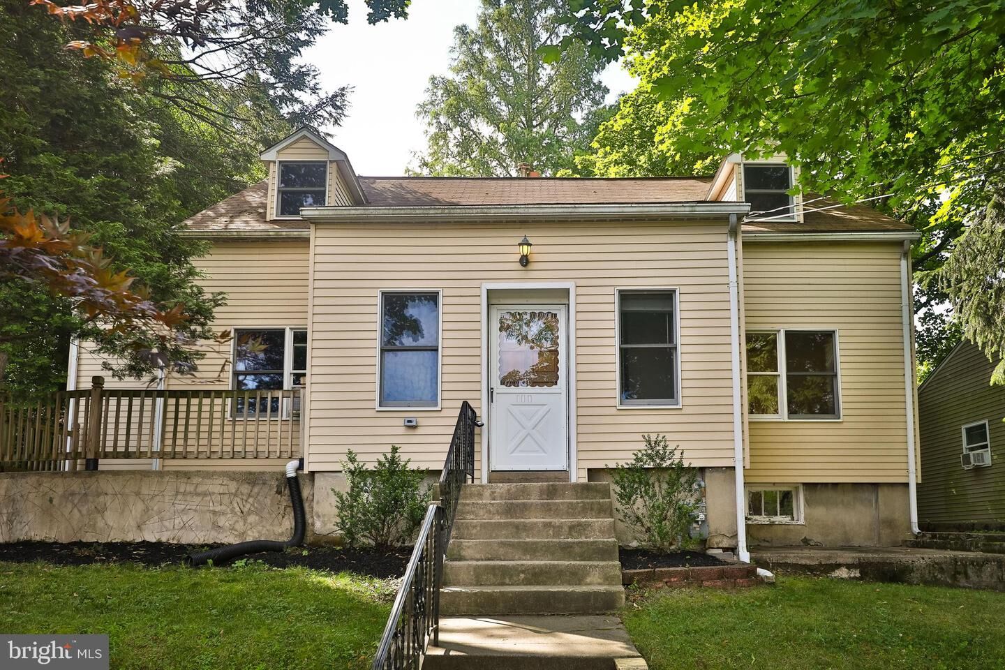 Property Photo: 129 Elm Avenue PA 19038