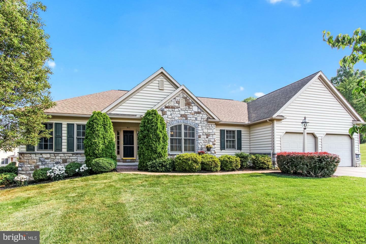 Property Photo:  611 Mountain Laurel Lane  PA 17402 