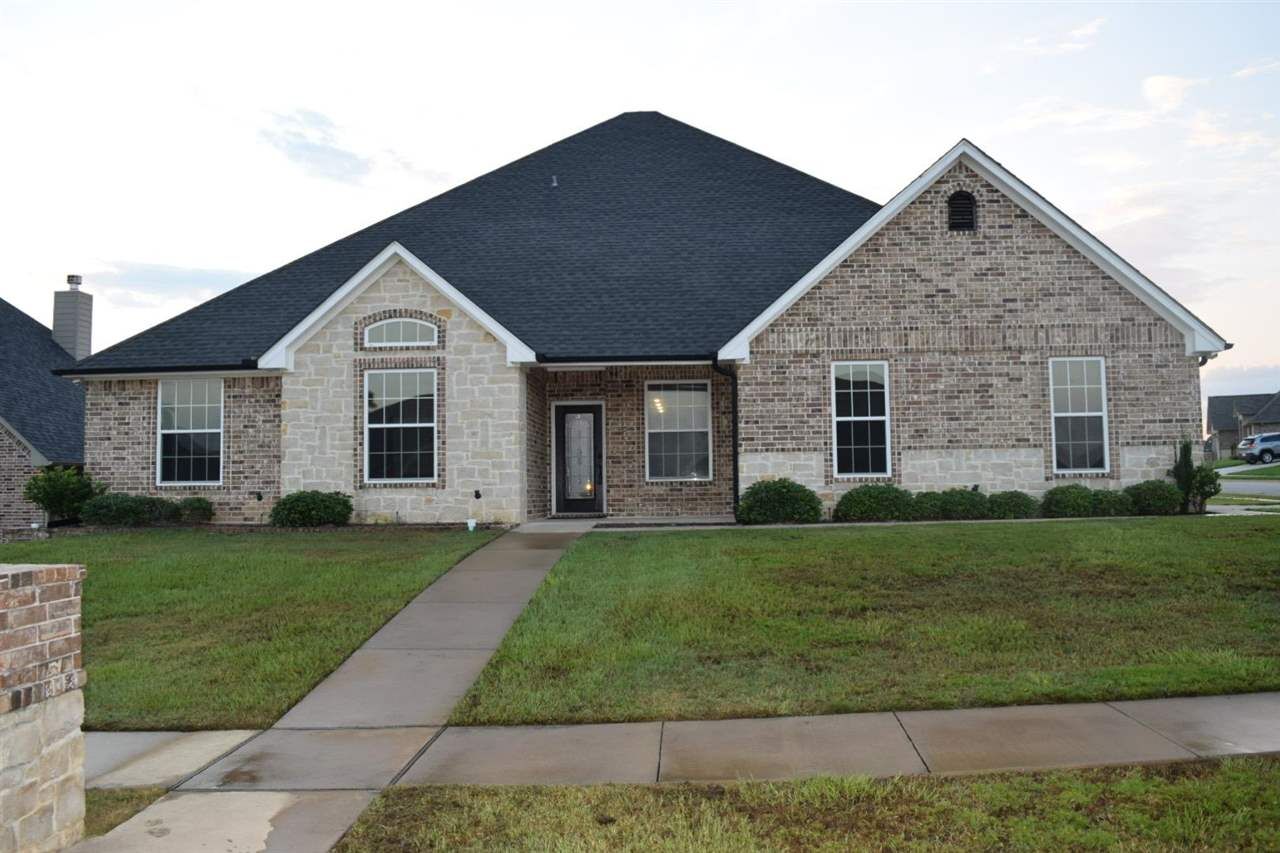 Property Photo:  1026 Stagecoach Bend  TX 75757 