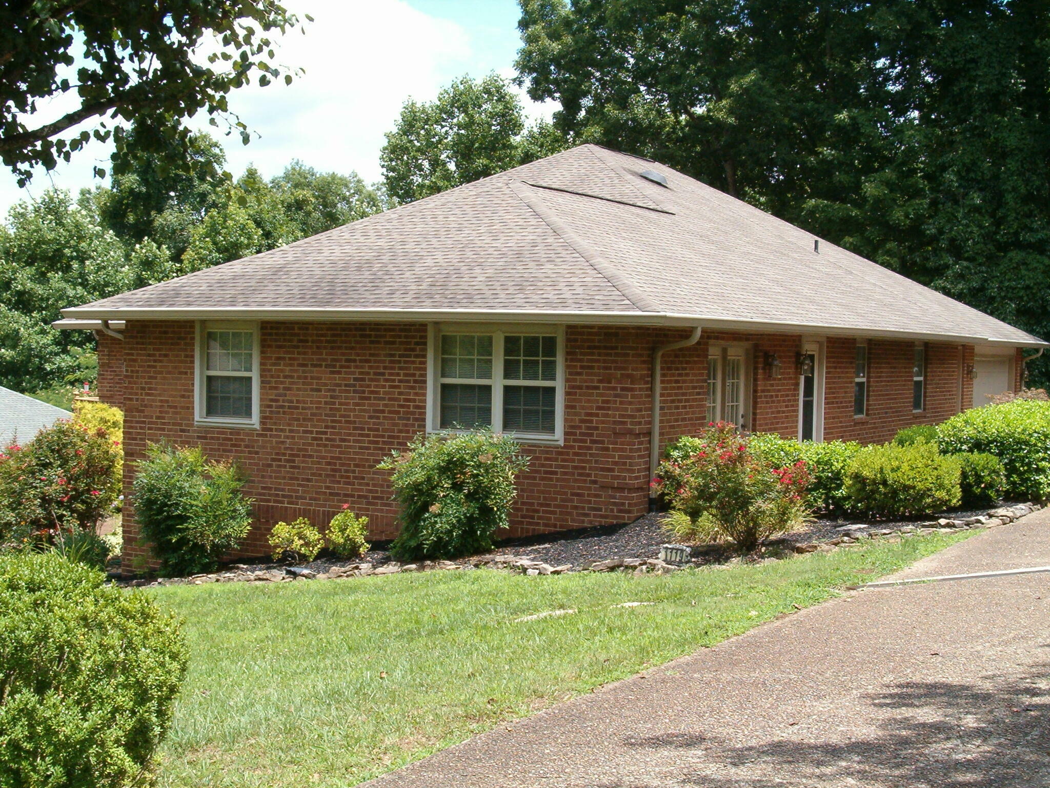 Property Photo:  1119 Brentwood Way  TN 37763 